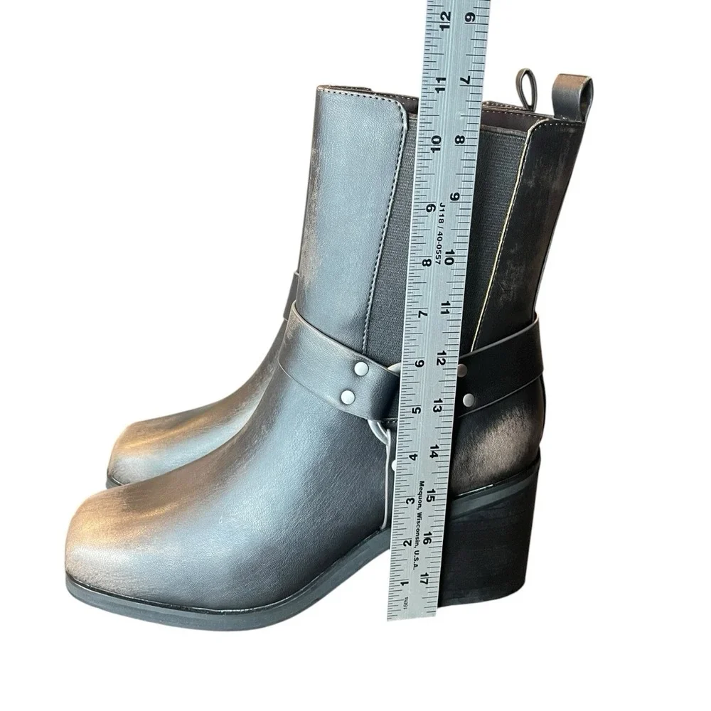 The Drop Women's Stevens Chelsea Boot Distressed Cognac Size 9.5